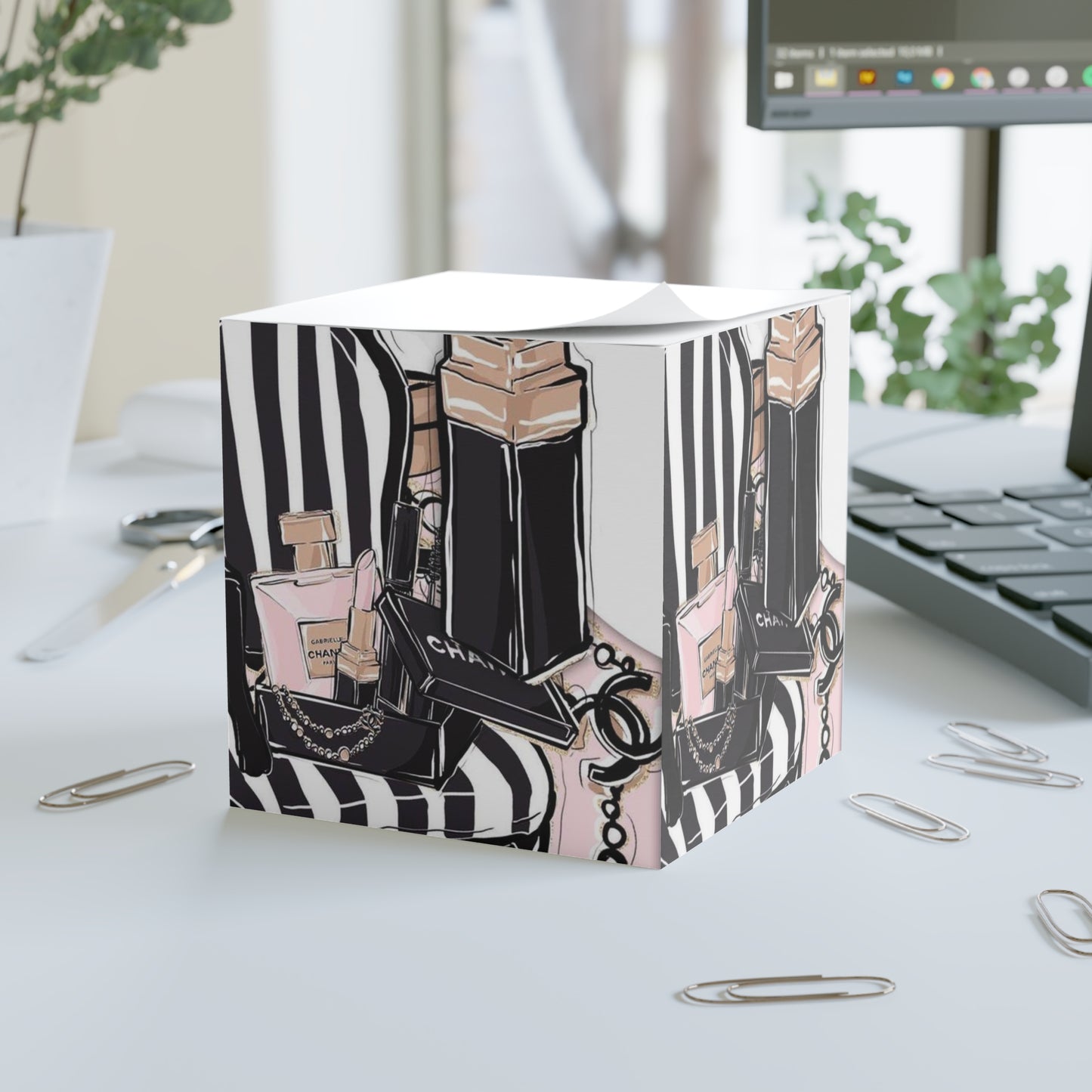 Make-up Note Cube